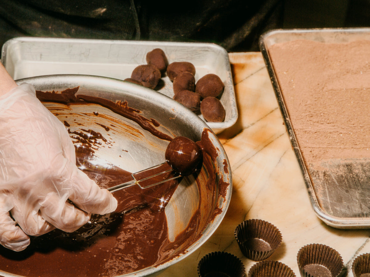 Be a chocolate maker for a day: fall classes are in session!